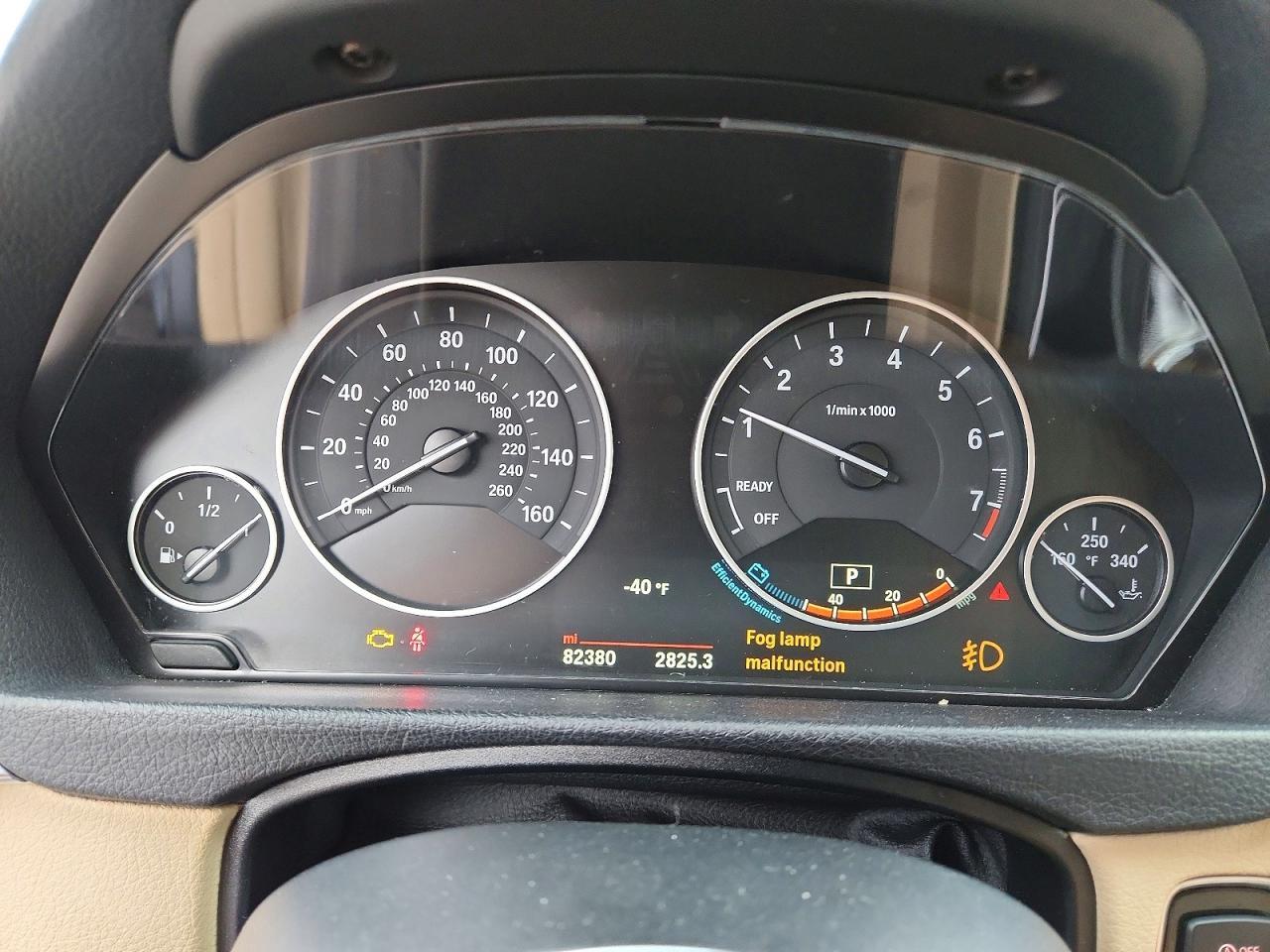 2016 BMW 320 I - zdjęcie 9