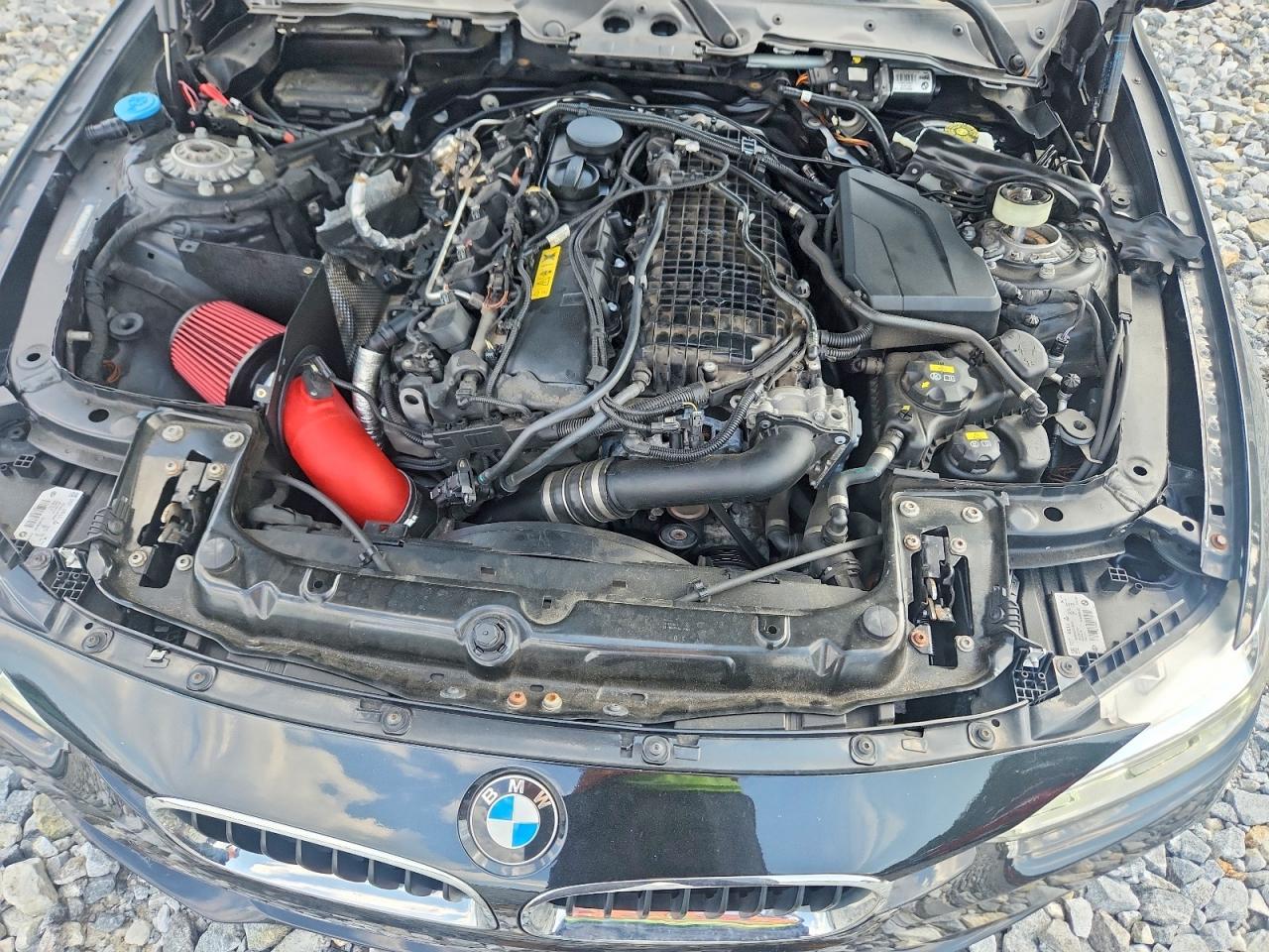 2016 BMW Seria 3 340i - zdjęcie 11