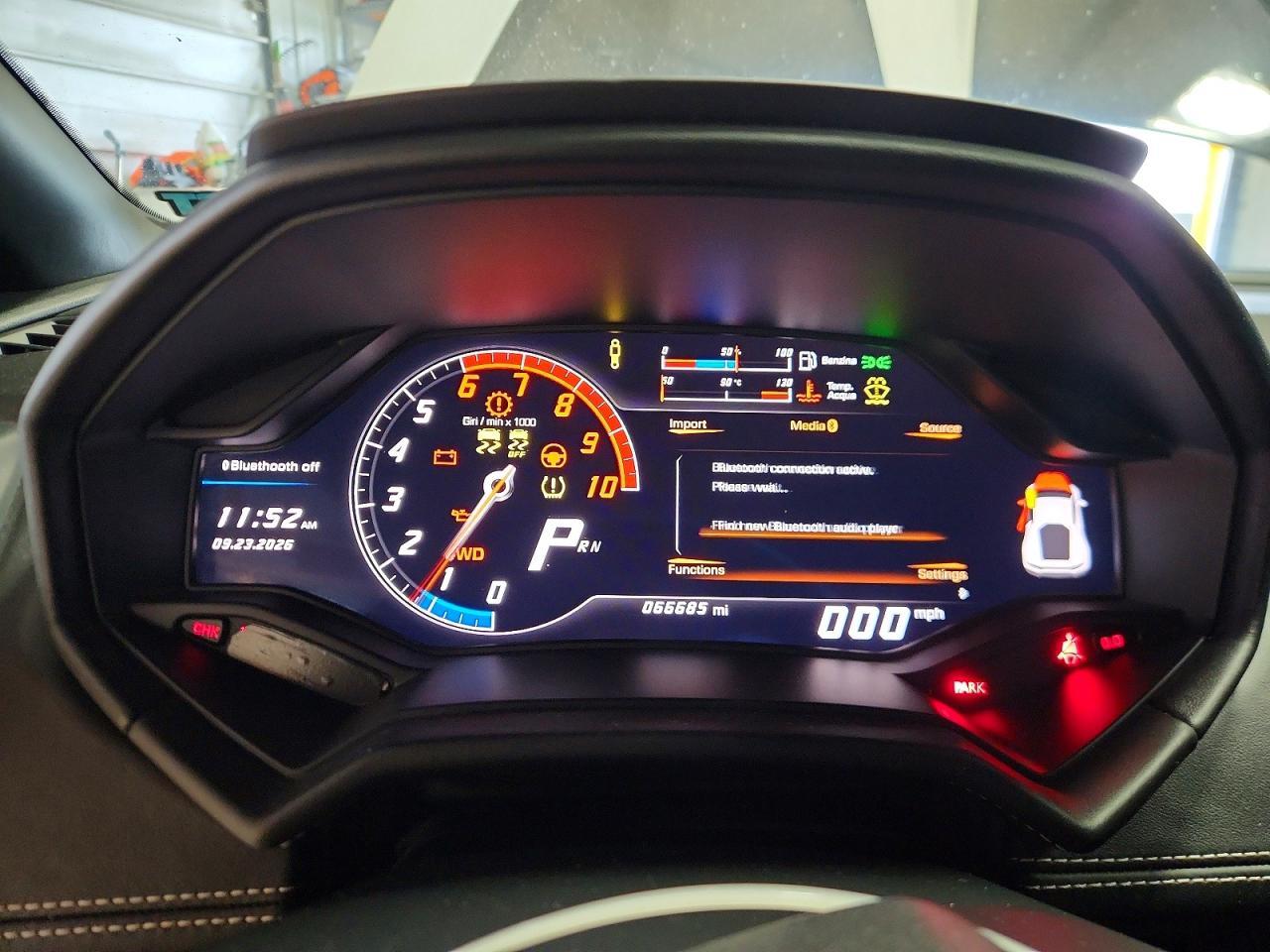 2015 Lamborghini Huracan - zdjęcie 9