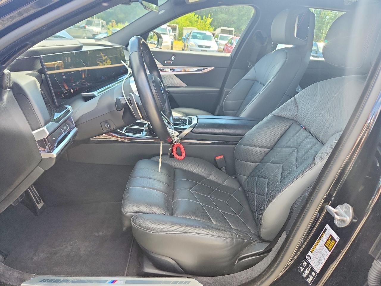 2024 BMW 760 Xi - zdjęcie 7