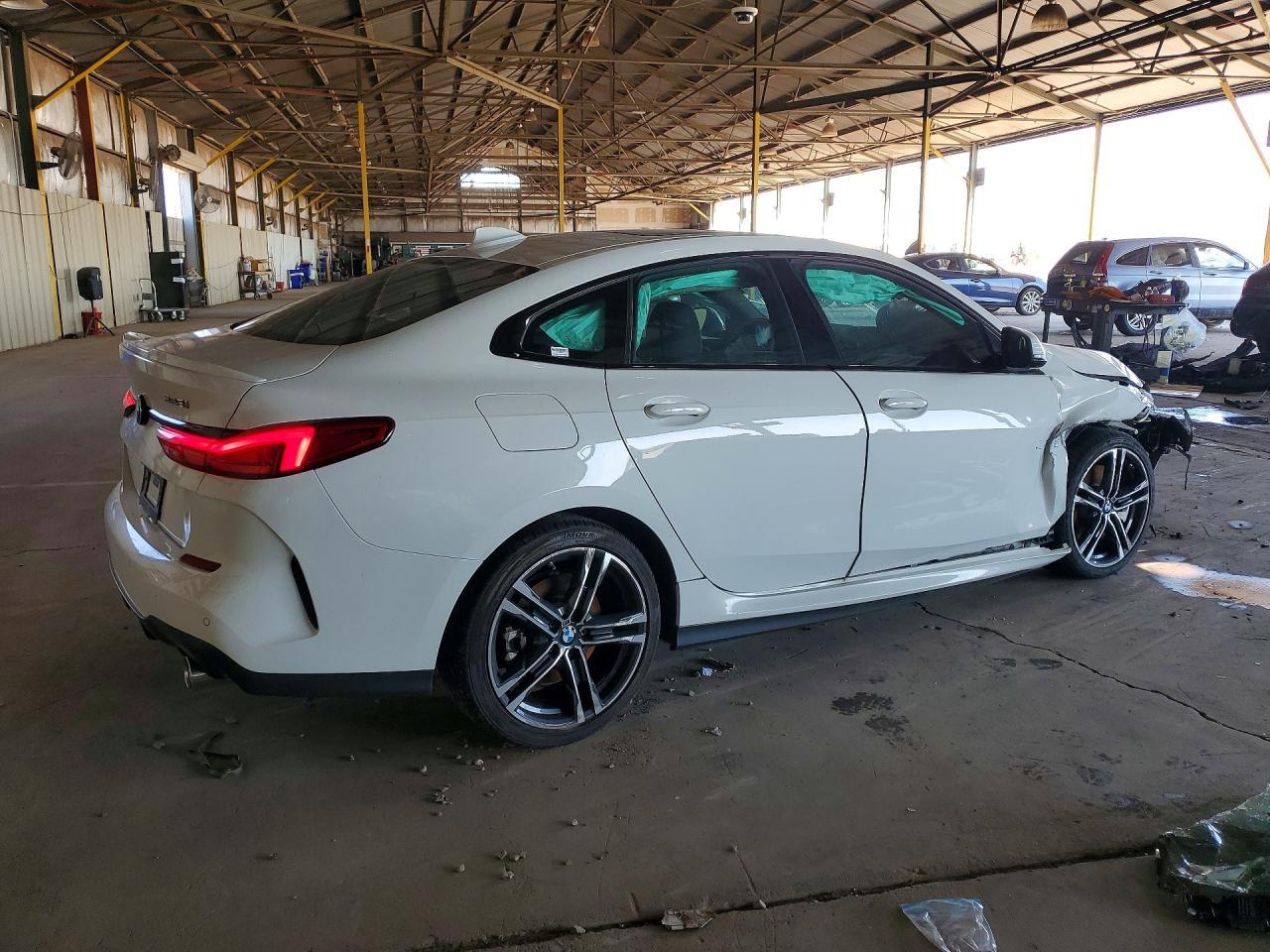 2024 BMW Seria 2 228i - zdjęcie 3