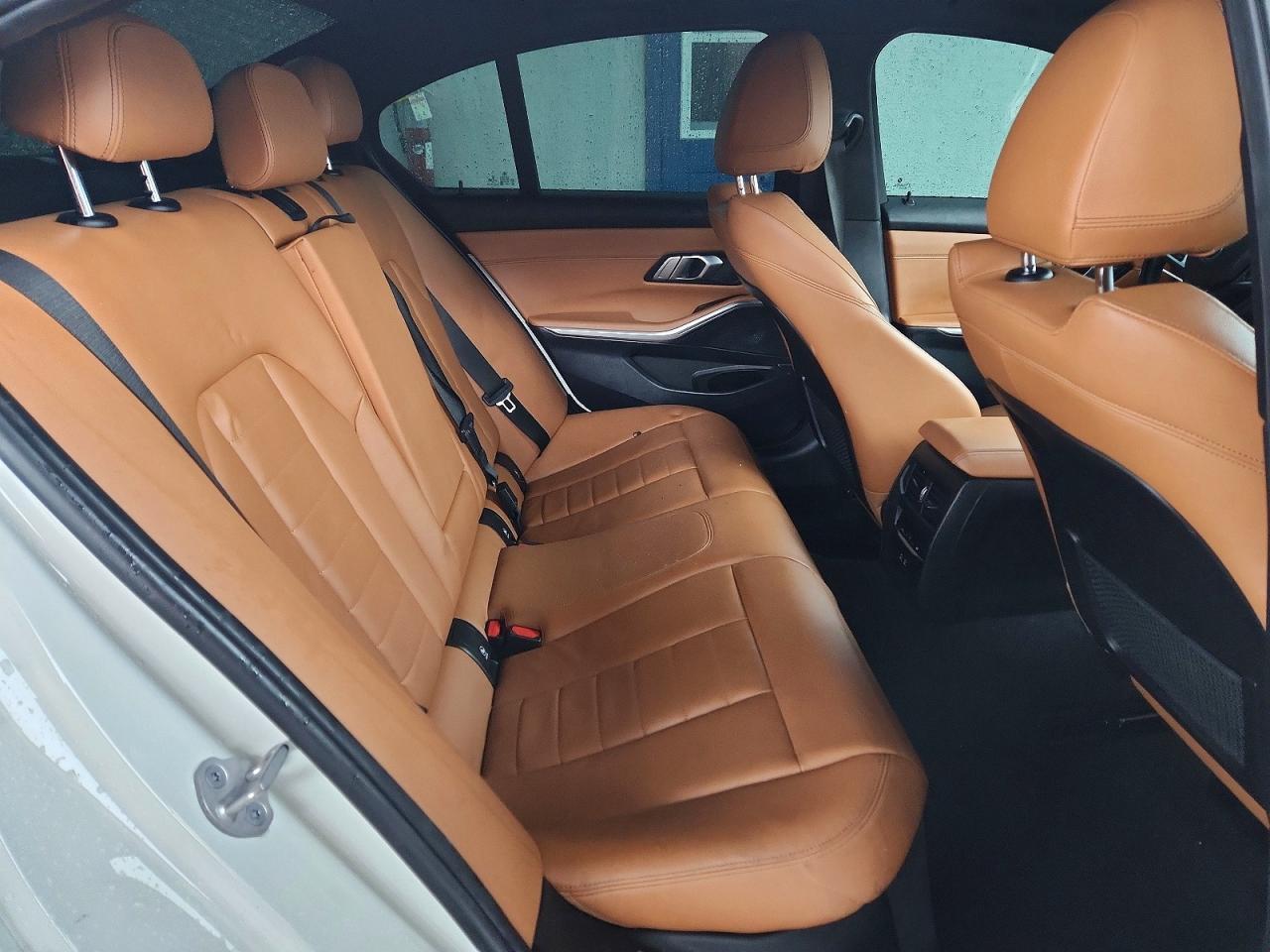 2021 BMW M340I - zdjęcie 10