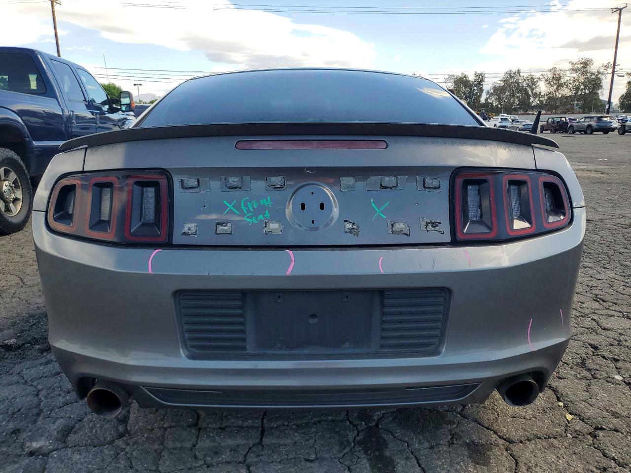 2013 Ford Mustang - zdjęcie 6