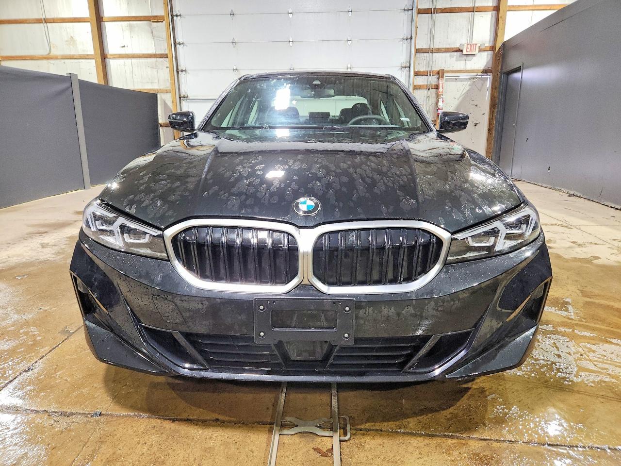 2026 BMW 330Xi - zdjęcie 5