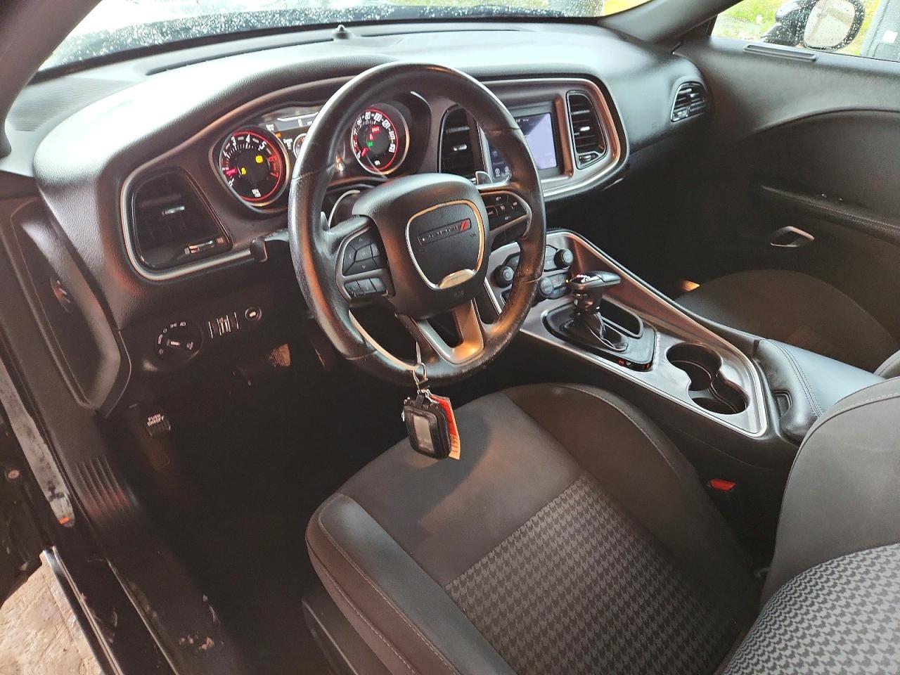2019 Dodge Challenger R/T - zdjęcie 8