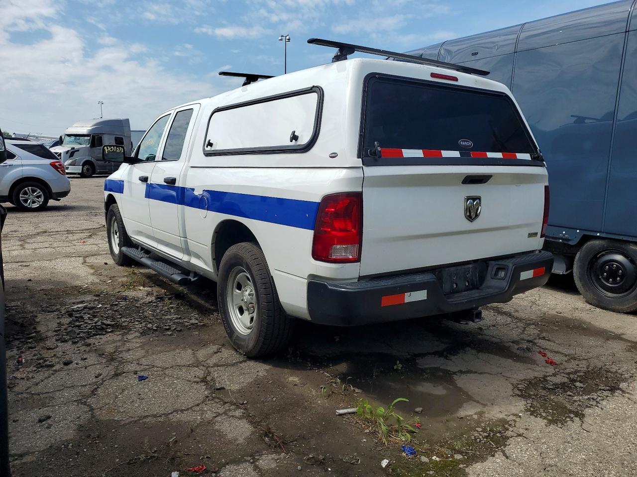 2019 Ram 1500 Classic Tradesman - zdjęcie 2