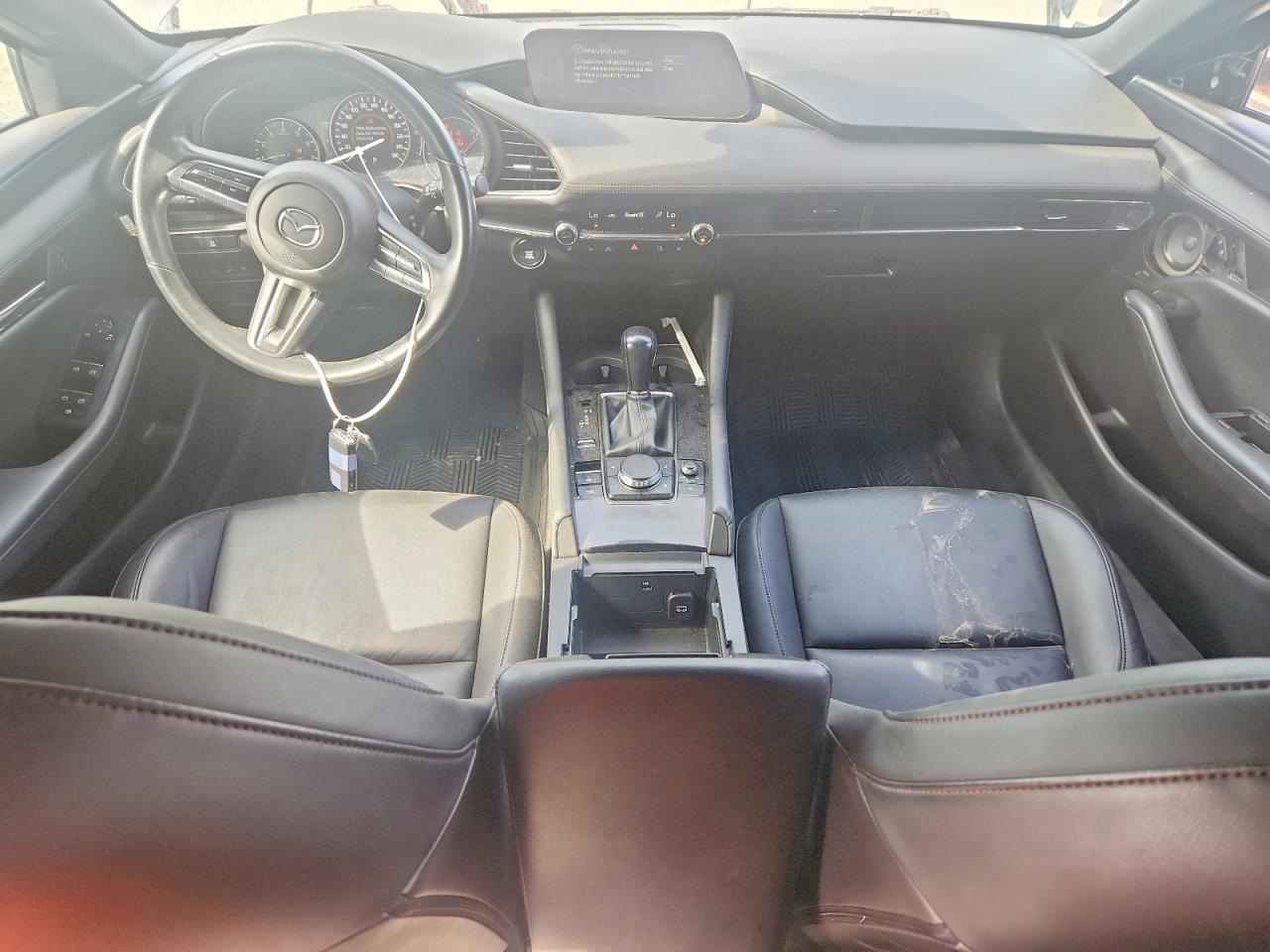 2021 Mazda 3 Preferred - zdjęcie 8