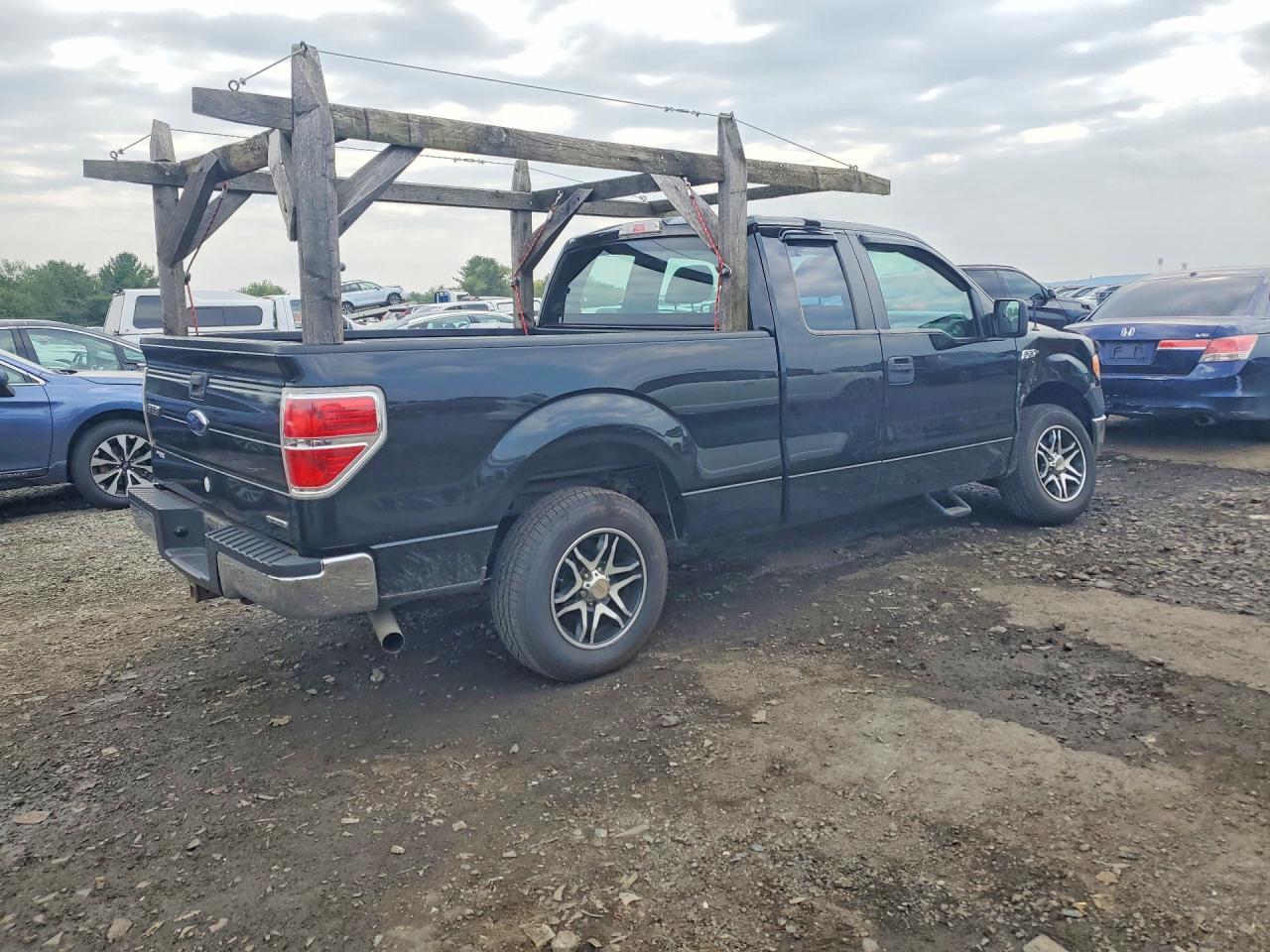 2013 Ford F150 Super Cab - zdjęcie 3