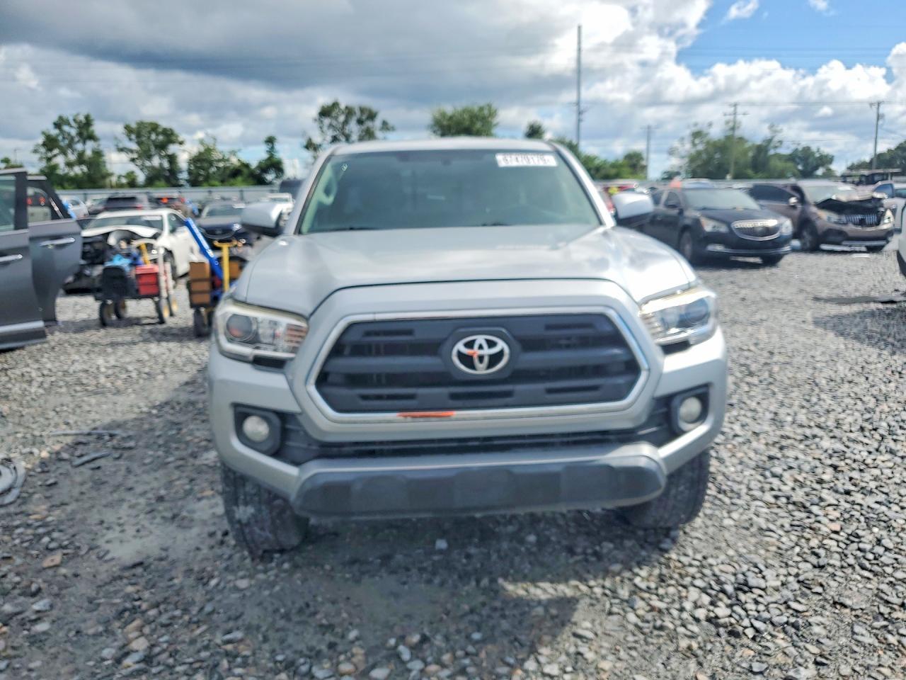 2016 Toyota Tacoma Sr5 V6 - zdjęcie 5