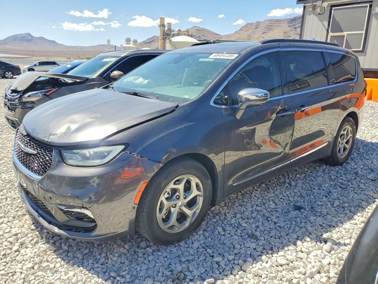 2022 Chrysler Pacifica Limited - zdjęcie główne