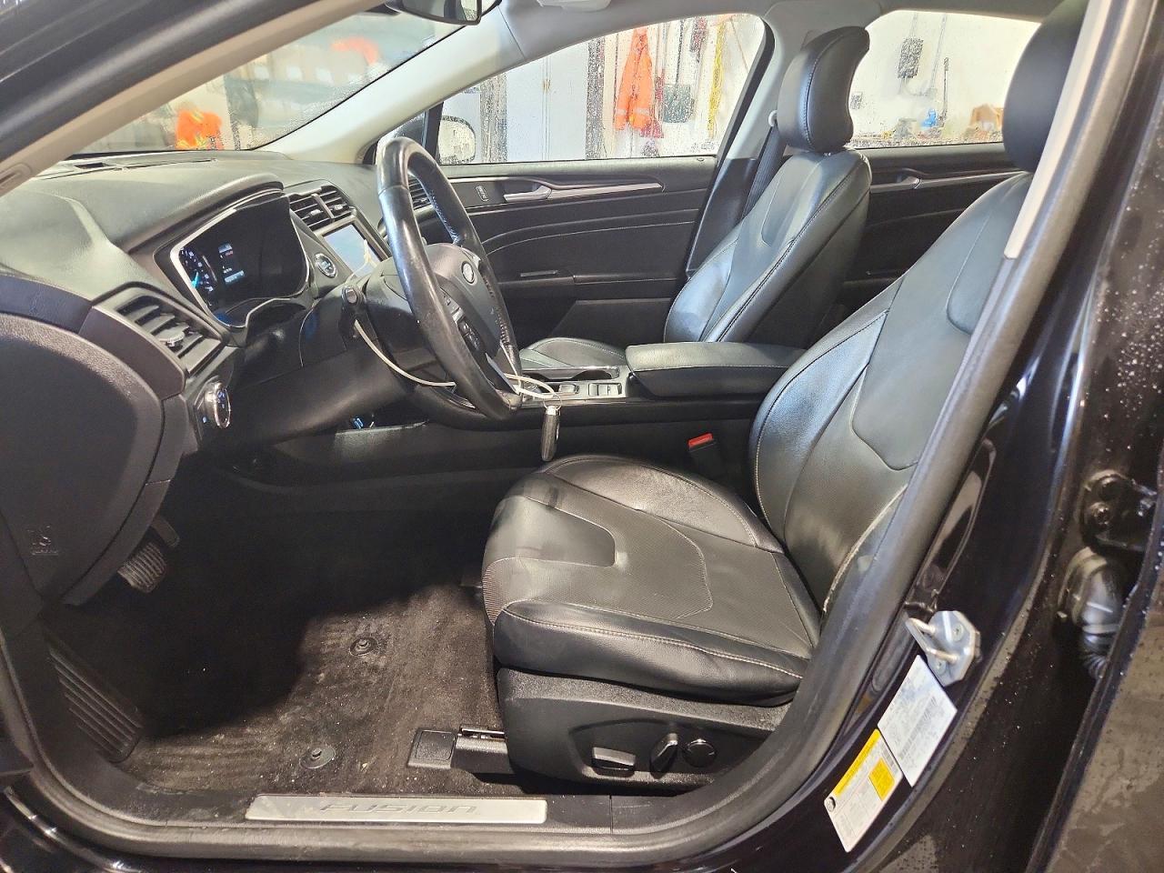2019 Ford Fusion Titanium - zdjęcie 7