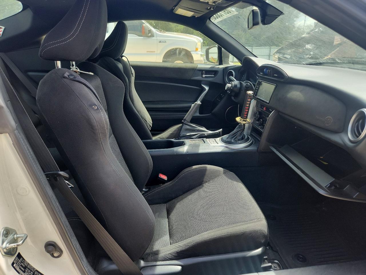 2019 Toyota 86 Base - zdjęcie 10