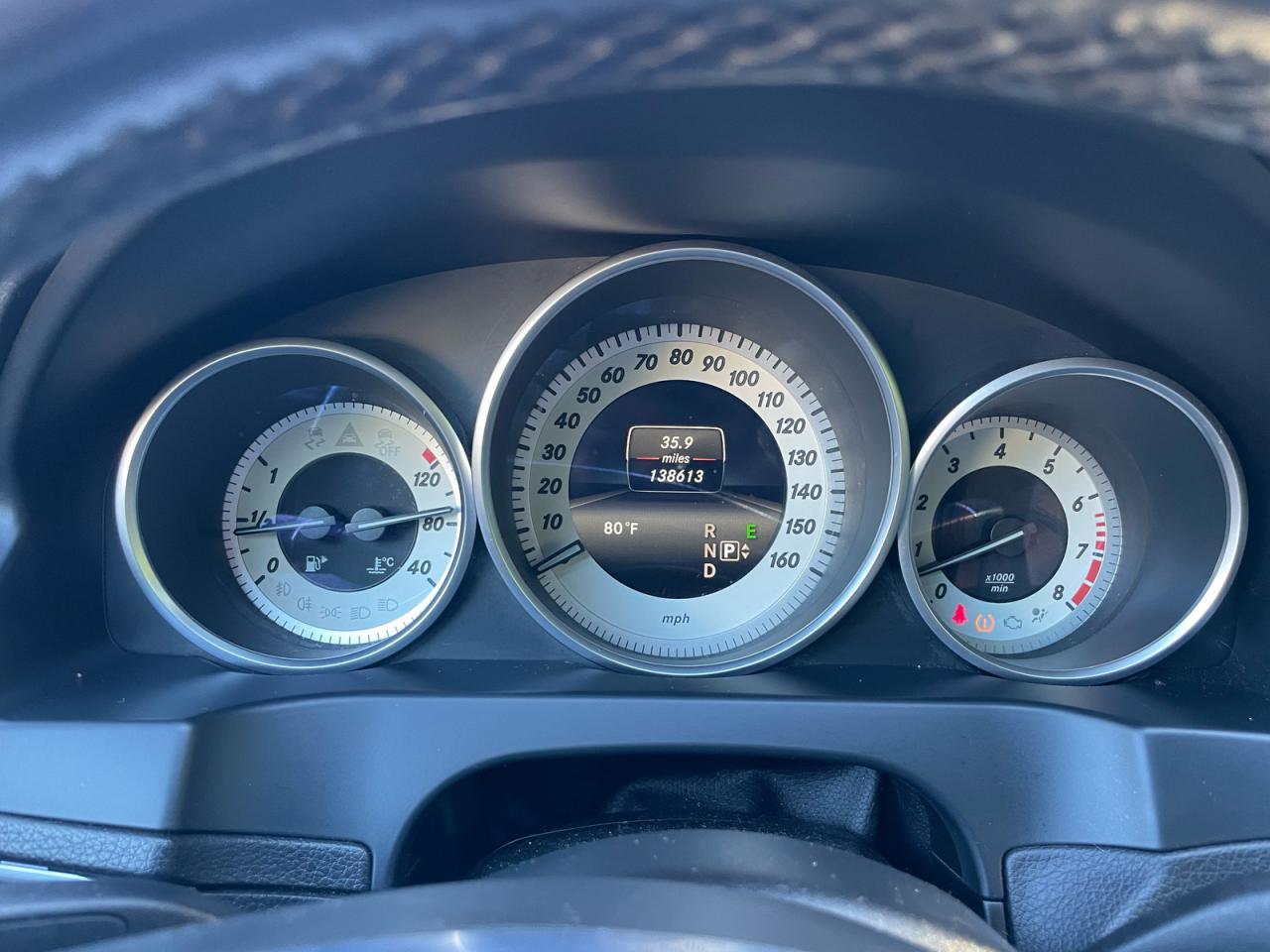 2015 Mercedes-Benz E 400 4Matic - zdjęcie 8