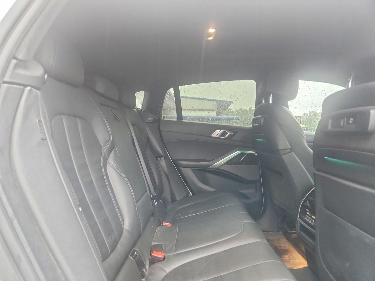 2020 BMW X6 xDrive40I - zdjęcie 11