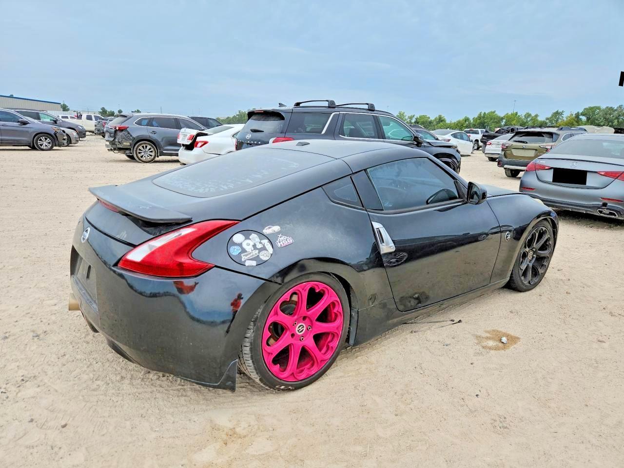 2016 Nissan 370Z Touring - zdjęcie 3
