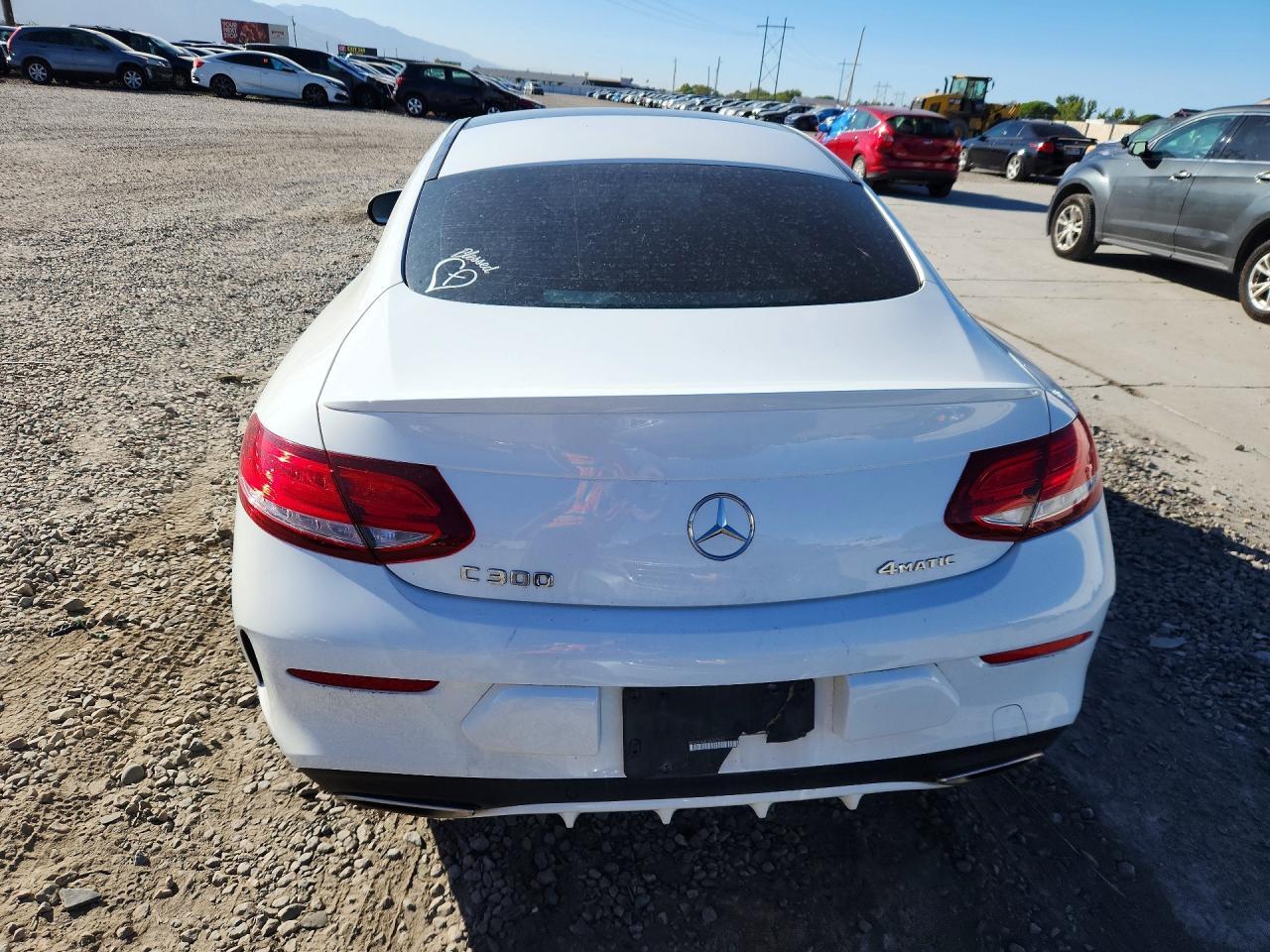 2017 Mercedes-Benz C 300 4Matic - zdjęcie 6