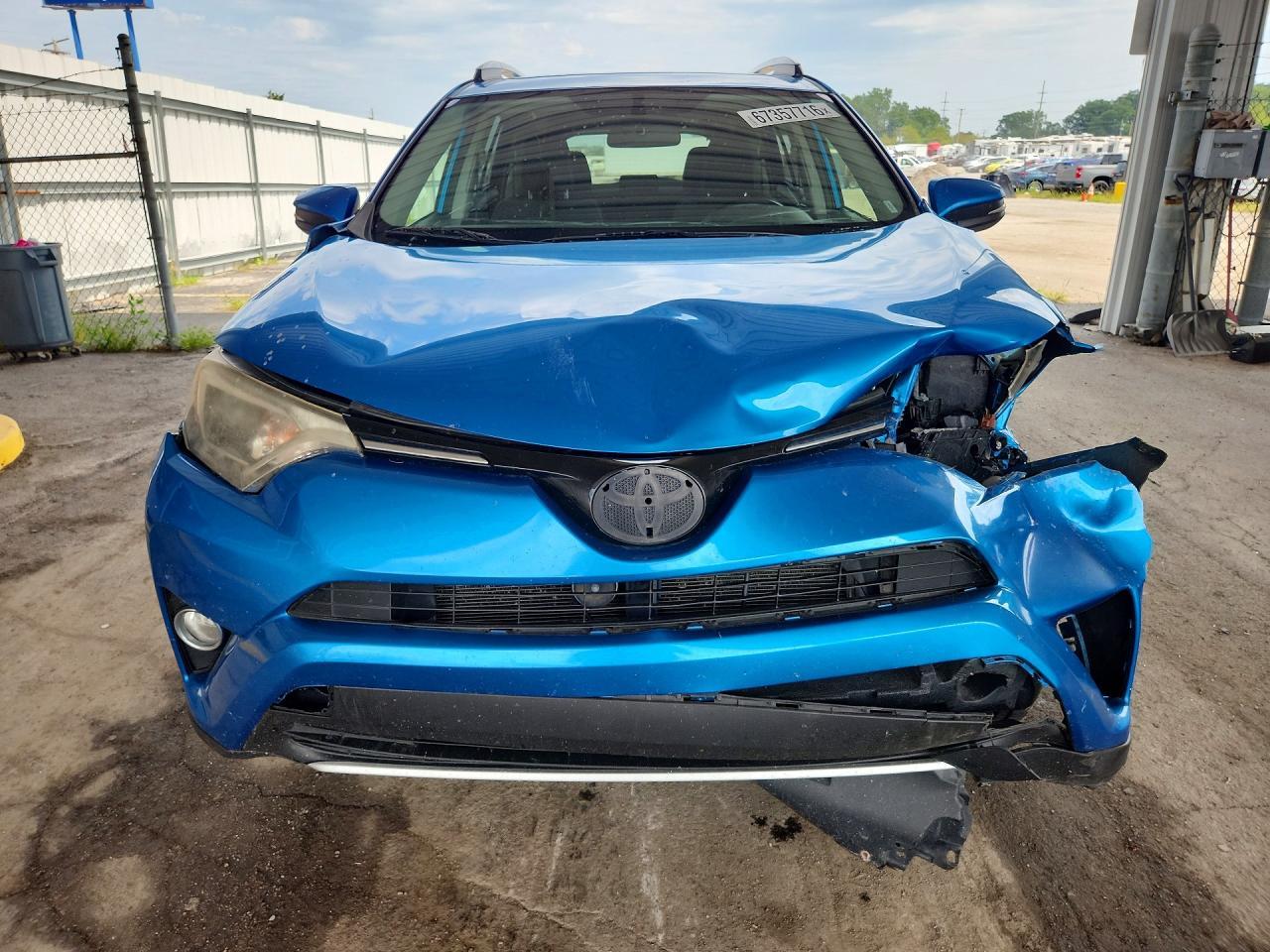 2016 Toyota Rav4 Xle - zdjęcie 5
