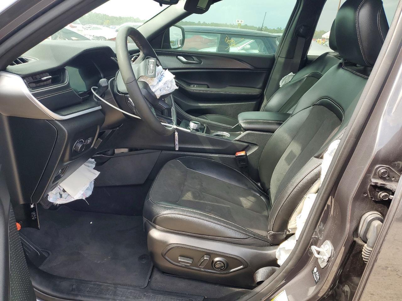 2024 Jeep Grand Cherokee L Laredo - zdjęcie 7