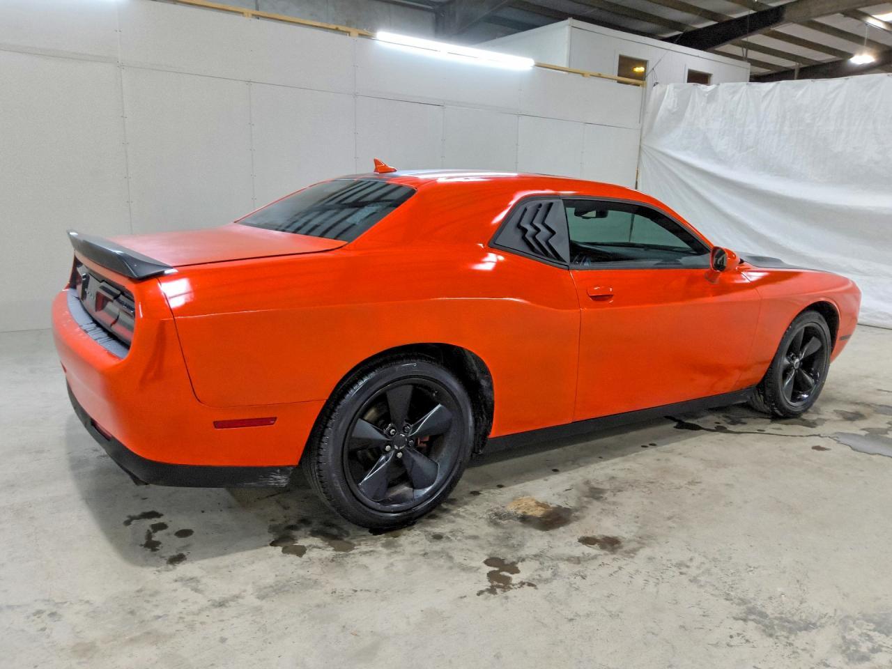 2017 Dodge Challenger Sxt - zdjęcie 3