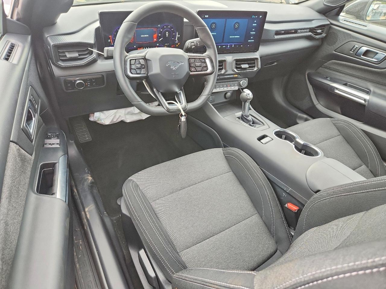 2026 Ford Mustang - zdjęcie 8