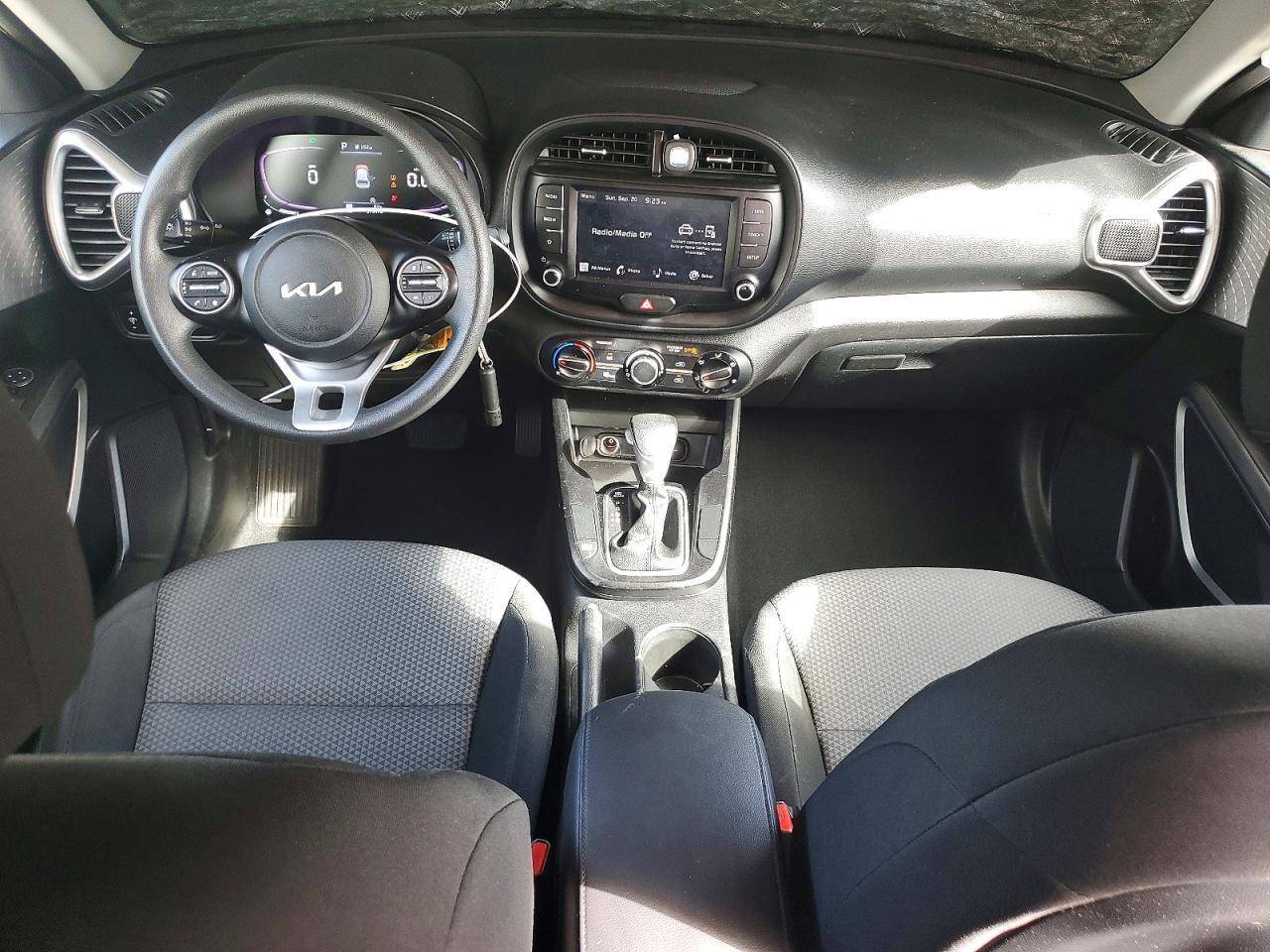 2023 Kia Soul Lx - zdjęcie 8