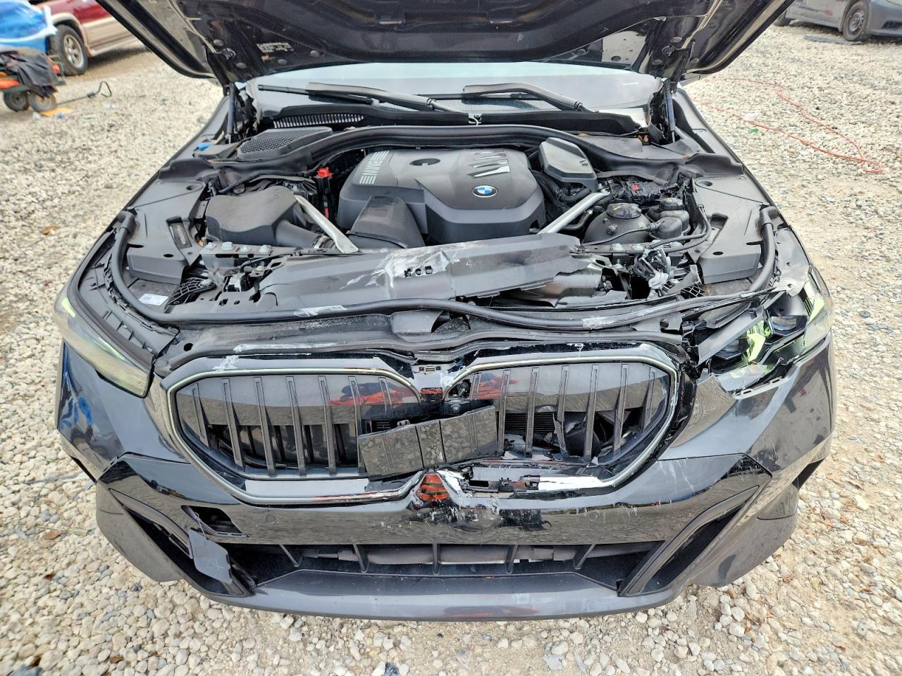 2024 BMW 530 I - zdjęcie 11