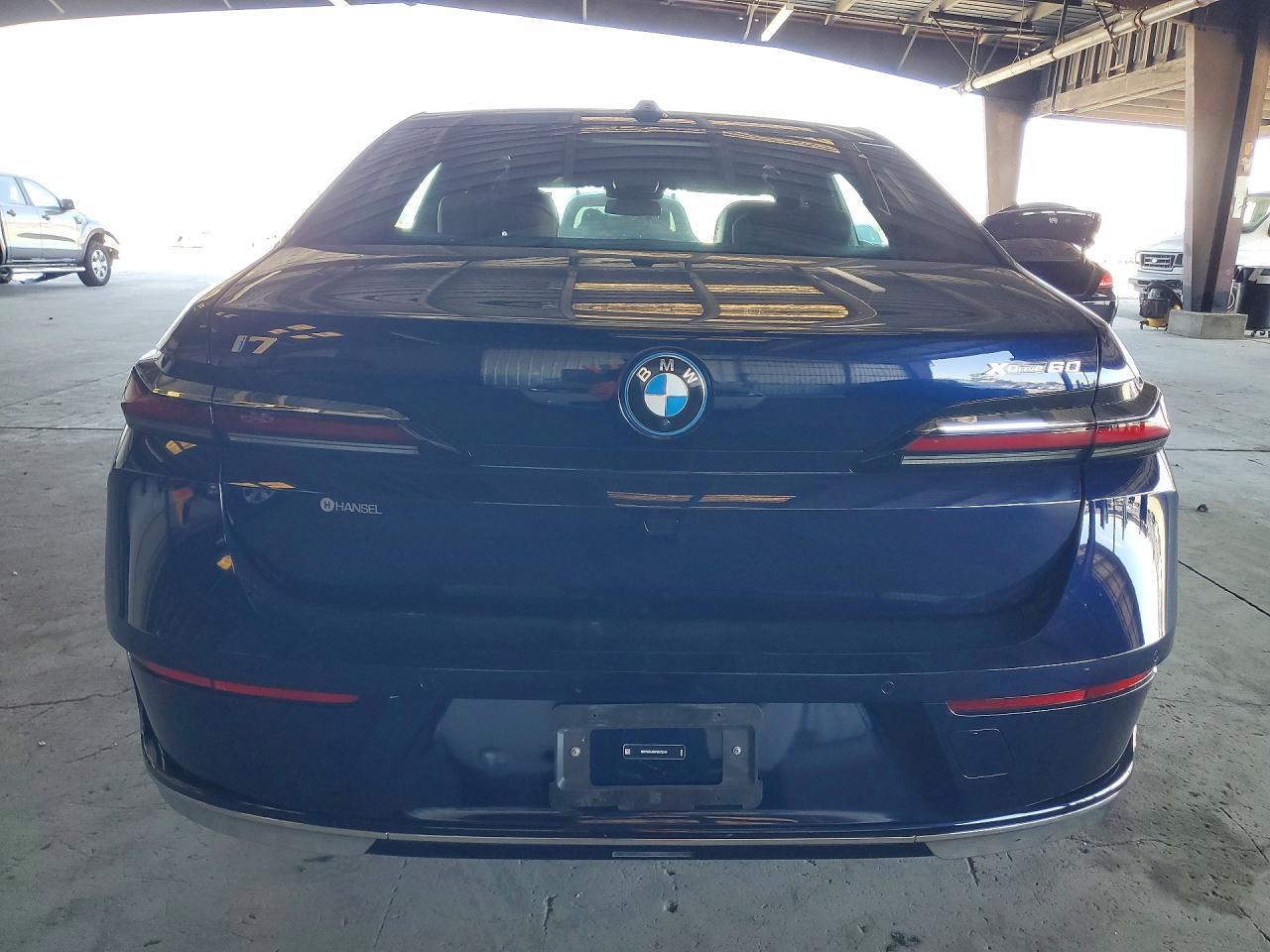 2023 BMW I7 xDrive60 - zdjęcie 6
