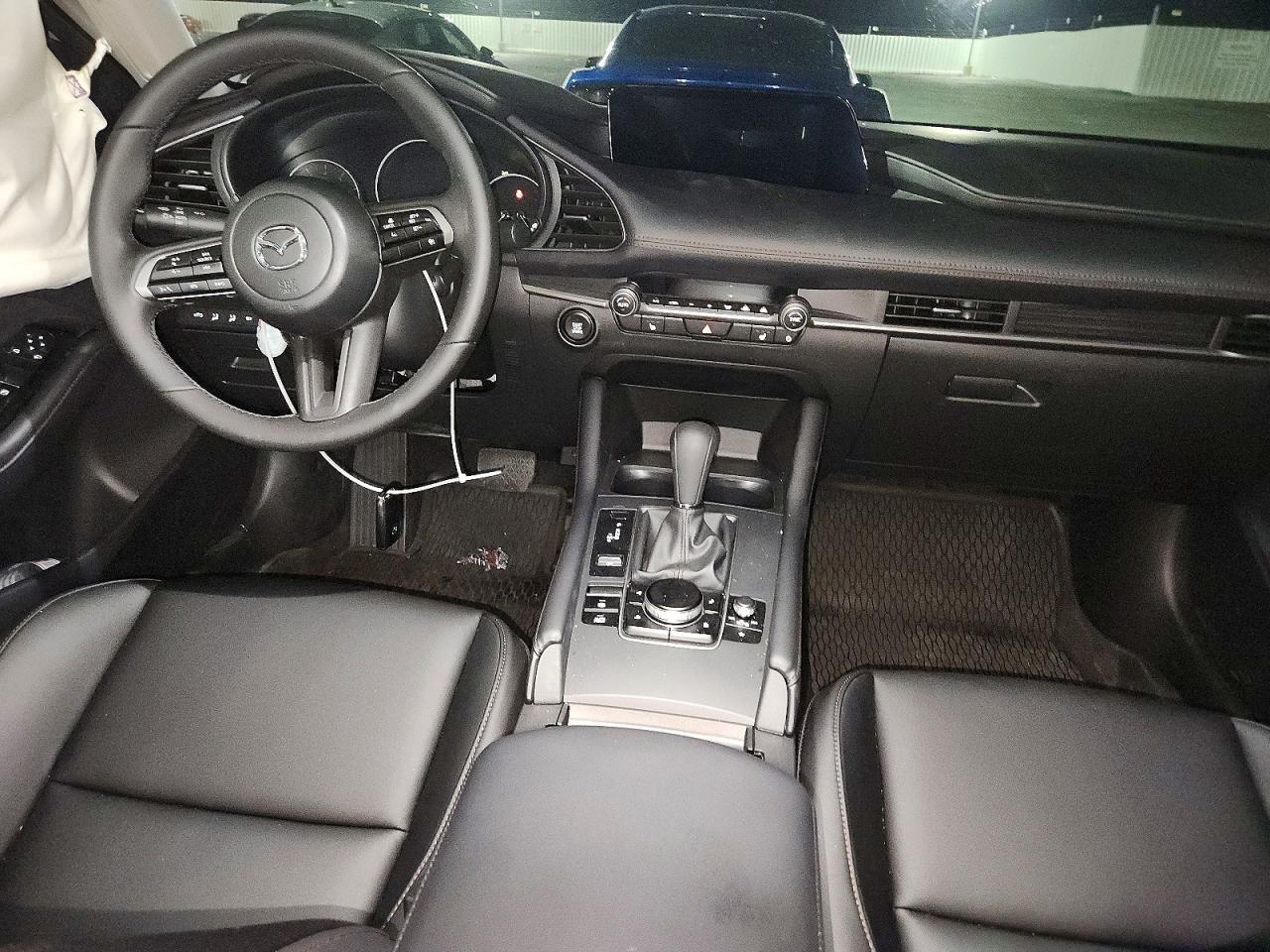 2026 Mazda 3 Preferred - zdjęcie 8