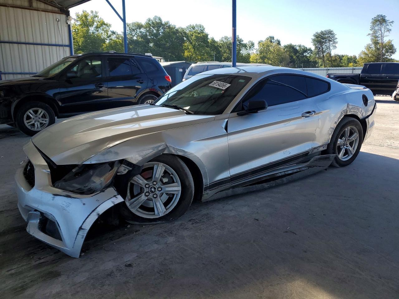 2015 Ford Mustang - zdjęcie główne