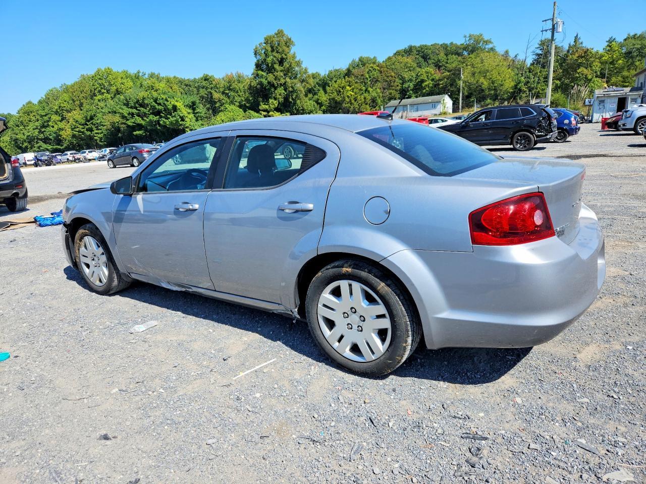 2013 Dodge Avenger Se - zdjęcie 2
