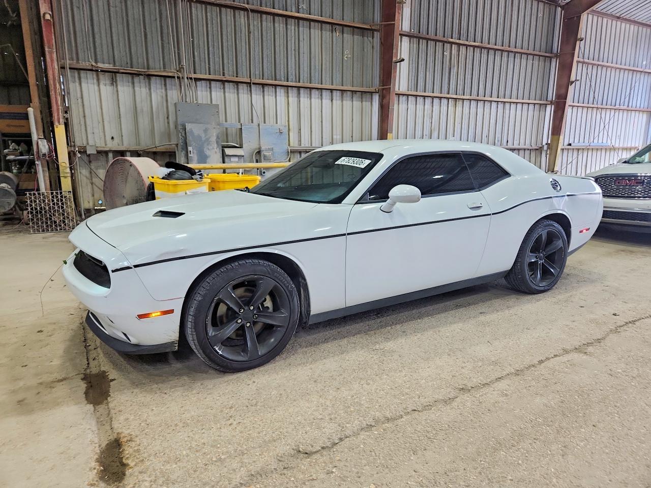 2015 Dodge Challenger Sxt - zdjęcie główne