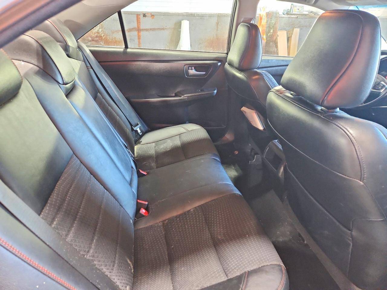 2015 Toyota Camry Se - zdjęcie 10