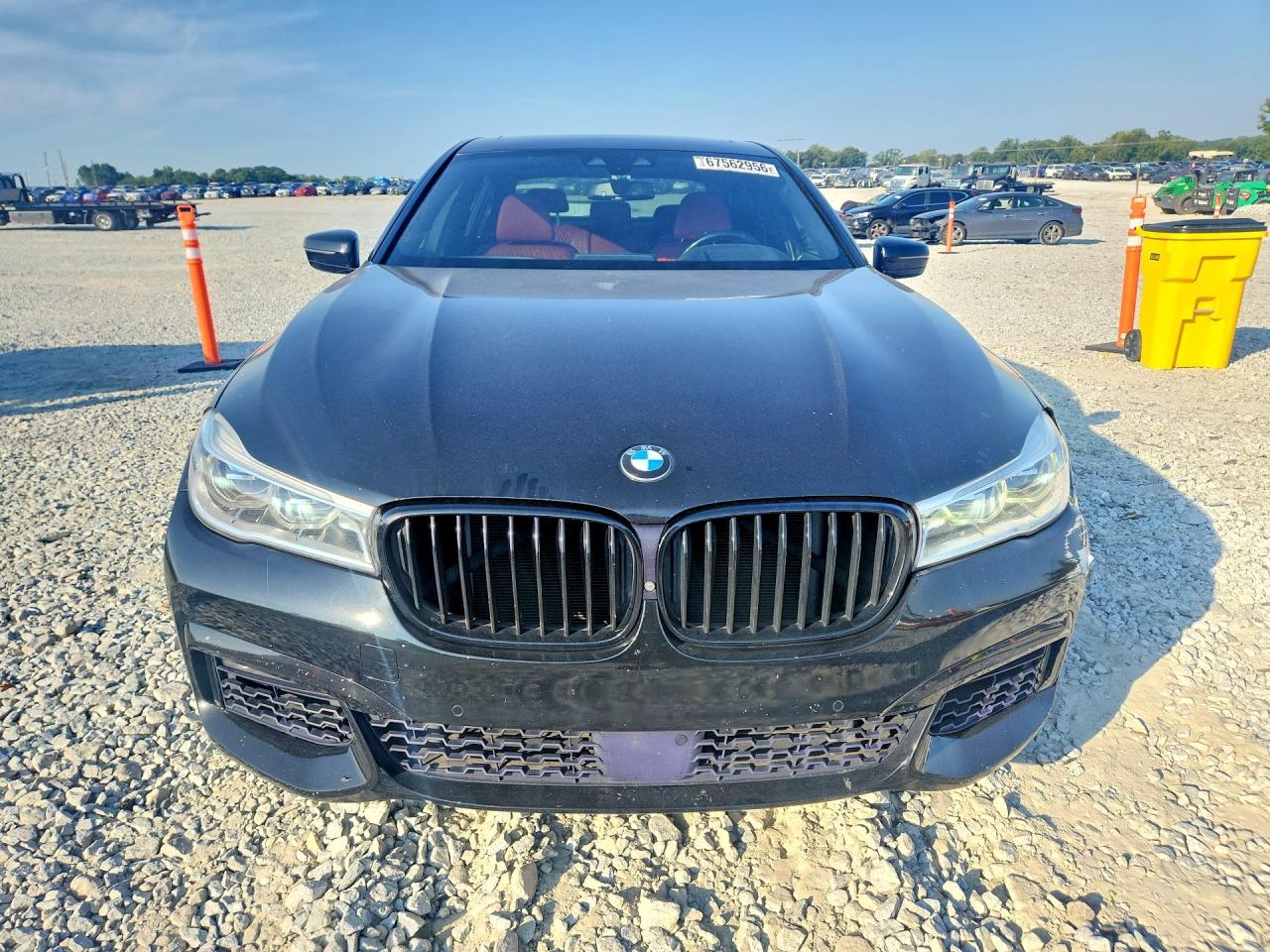 2018 BMW 750 I - zdjęcie 5