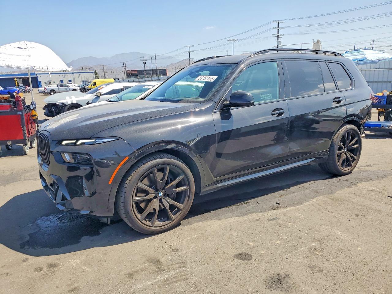 2020 BMW X7 xDrive40I - zdjęcie główne