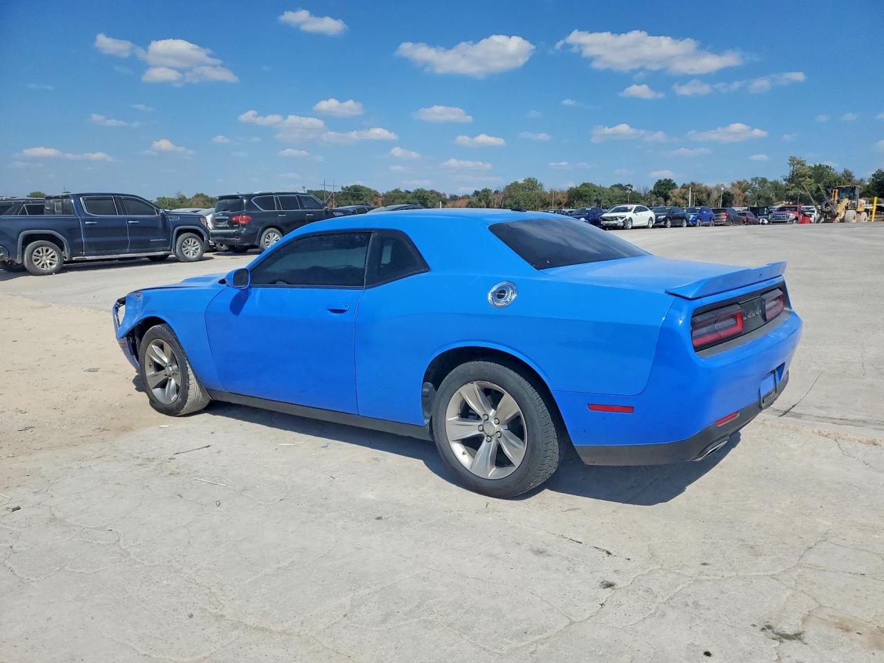 2022 Dodge Challenger Sxt - zdjęcie 2