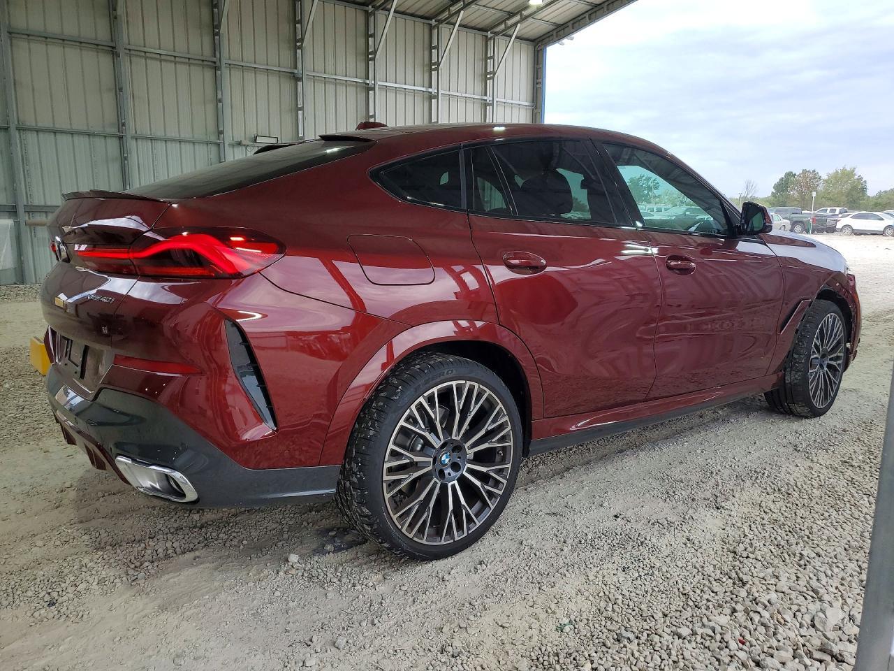 2025 BMW X6 xDrive40I - zdjęcie 3