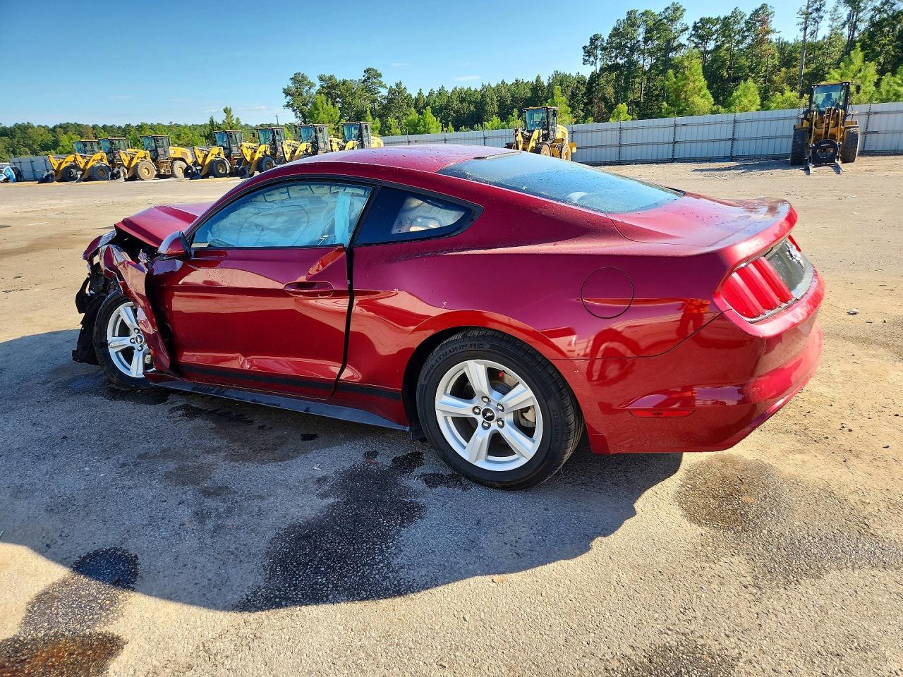 2015 Ford Mustang - zdjęcie 2