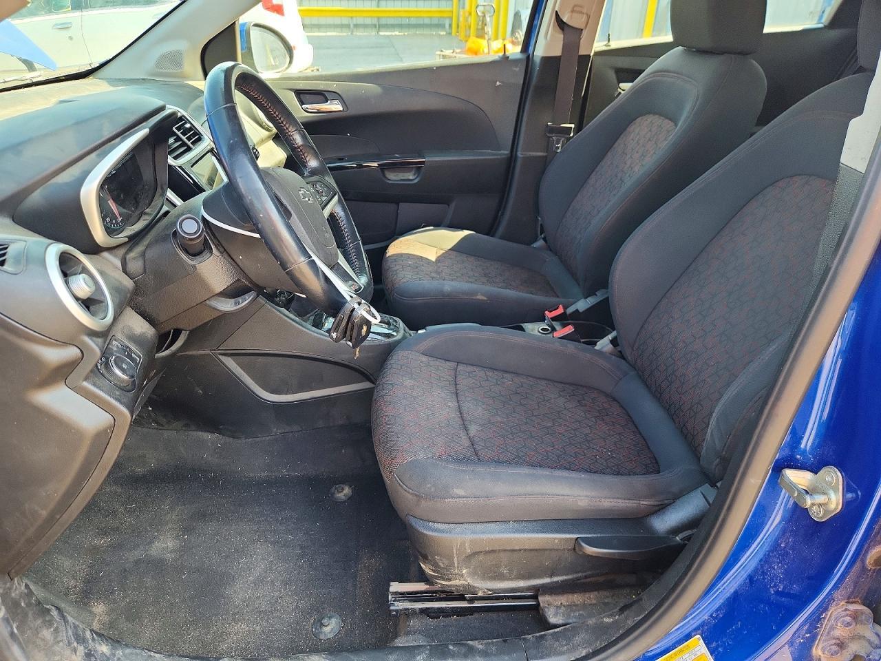 2019 Chevrolet Sonic Lt - zdjęcie 7