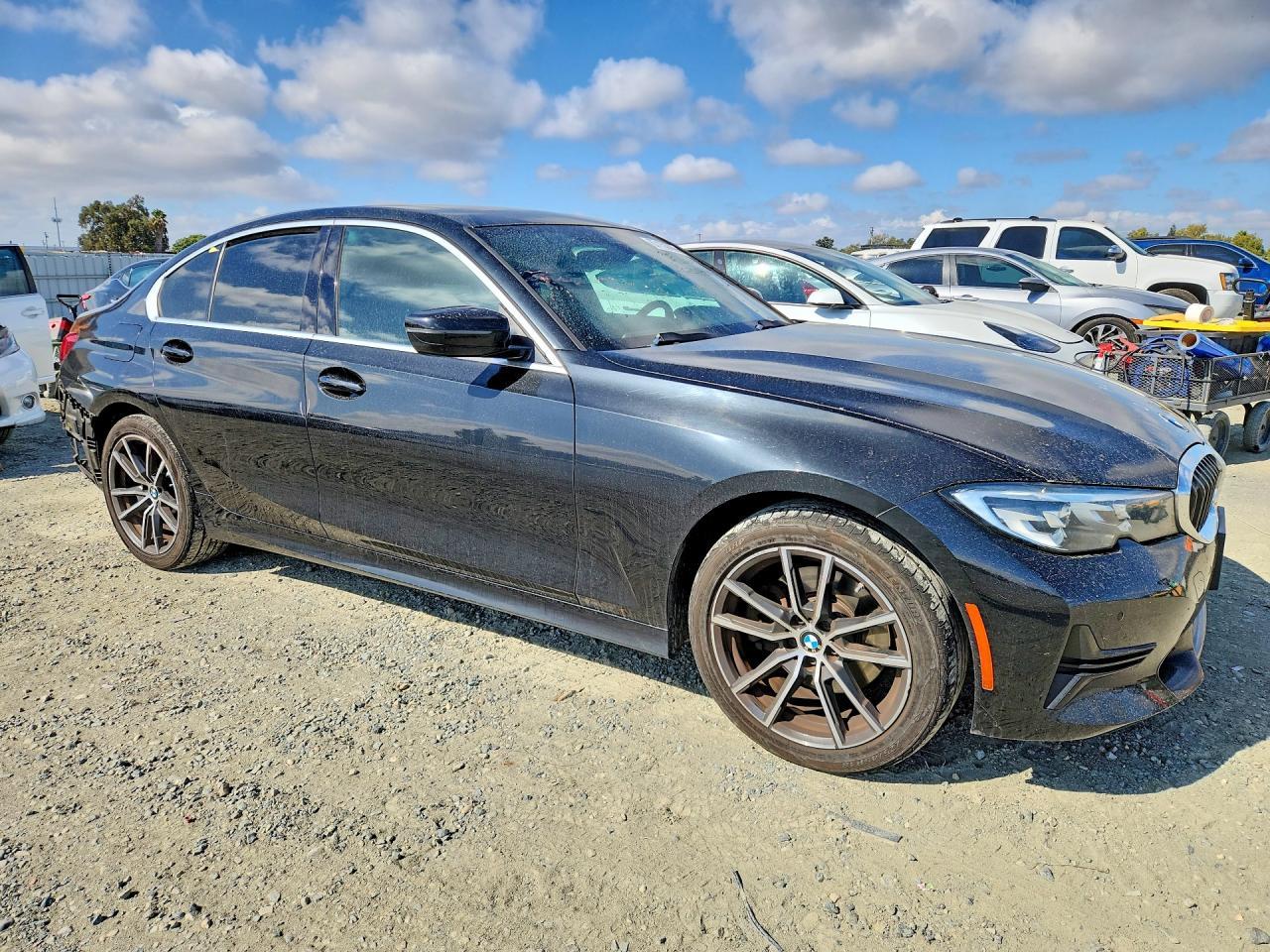 2020 BMW Seria 3 330i - zdjęcie 4