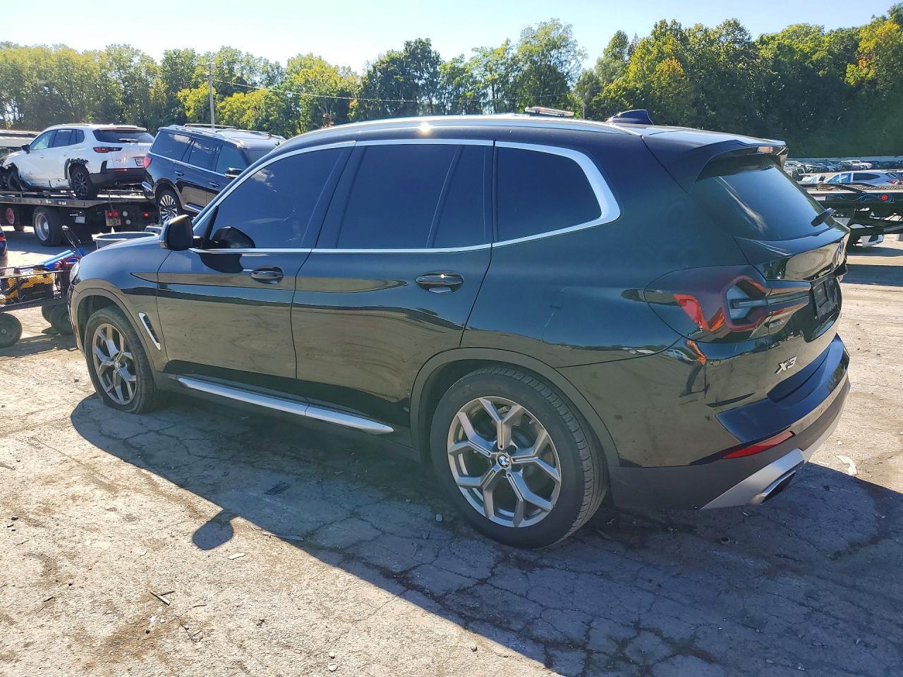 2022 BMW X3 xDrive30I - zdjęcie 2