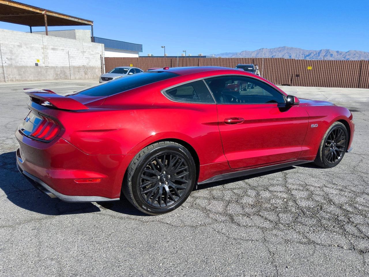 2019 Ford Mustang Gt - zdjęcie 3
