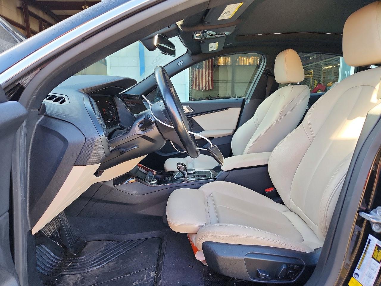 2022 BMW Seria 2 228i - zdjęcie 7