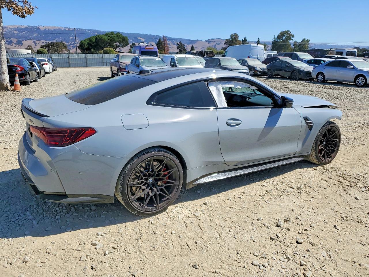 2026 BMW M4 Competition - zdjęcie 3