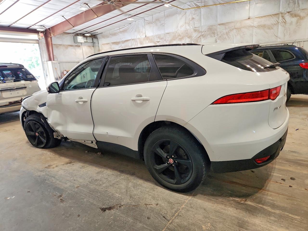 2017 Jaguar F-Pace Premium - zdjęcie 2