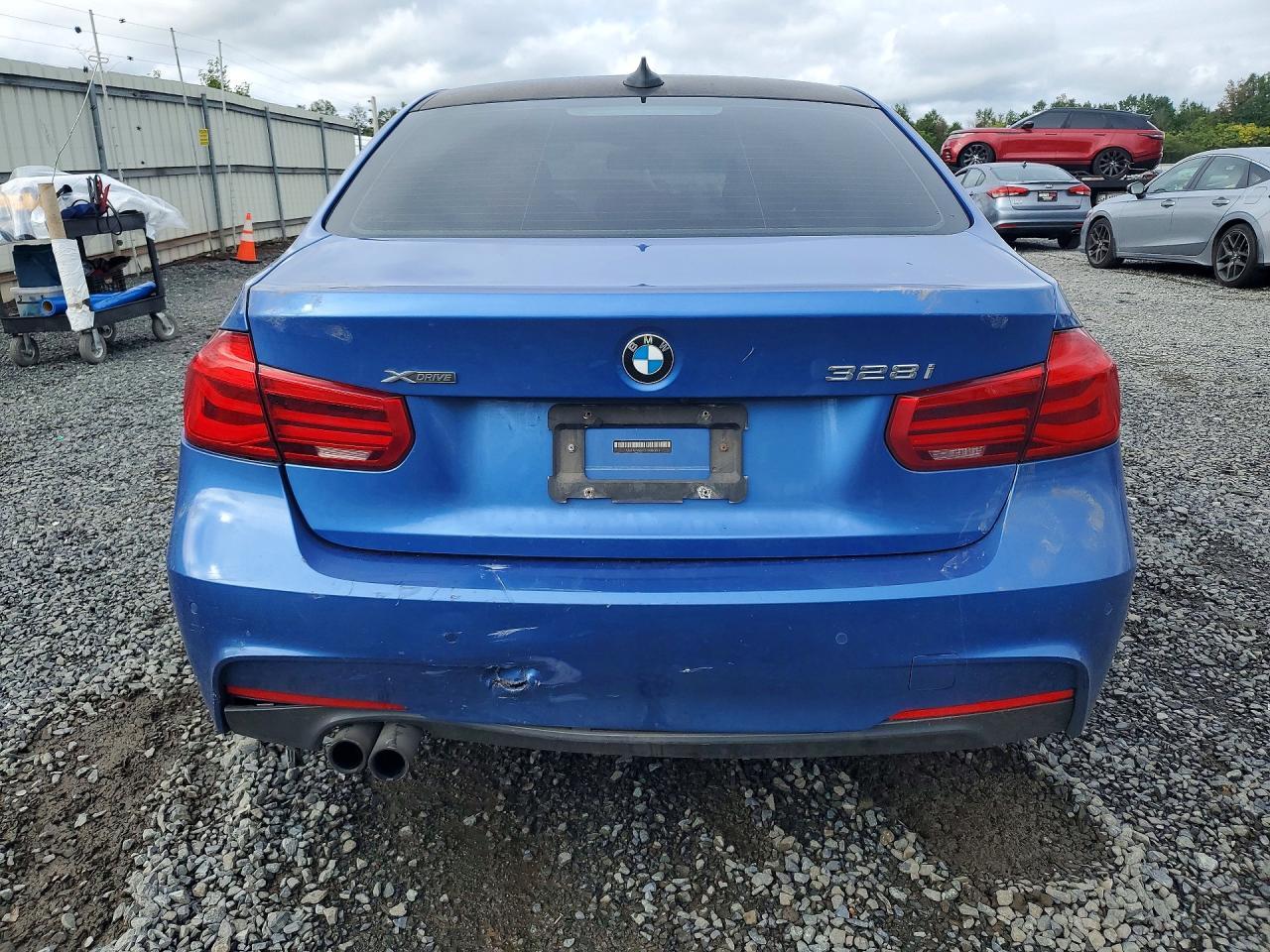 2016 BMW Seria 3 328i - zdjęcie 6