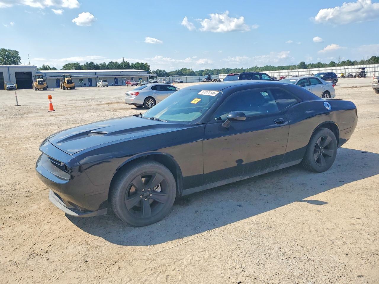 2016 Dodge Challenger Sxt - zdjęcie główne