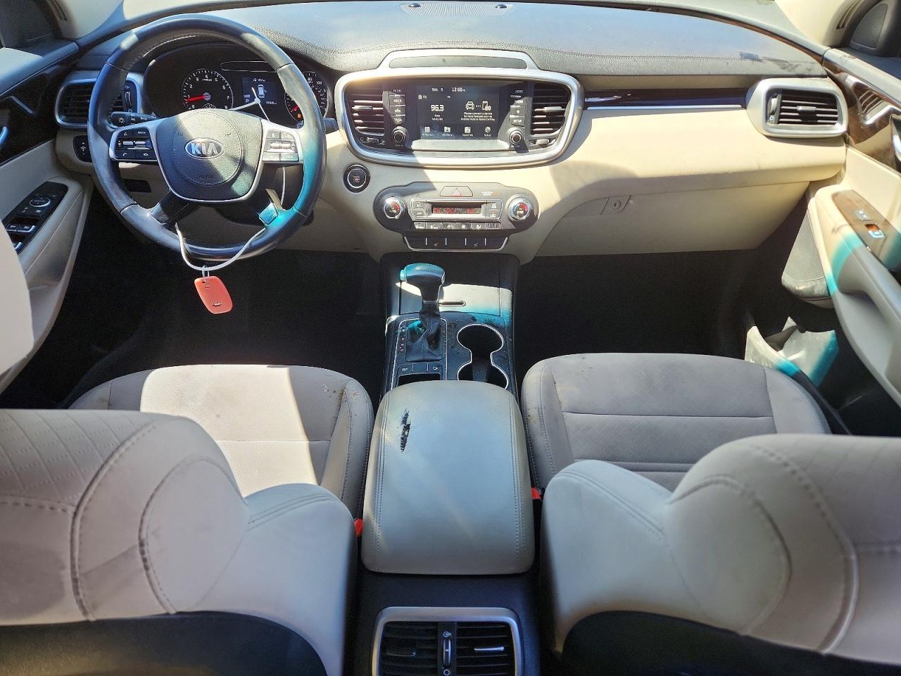2020 Kia Sorento S - zdjęcie 8