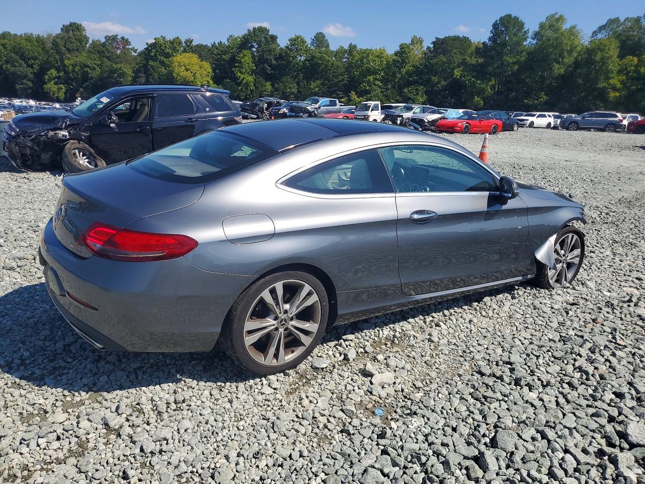 2017 Mercedes-Benz C 300 4Matic - zdjęcie 3