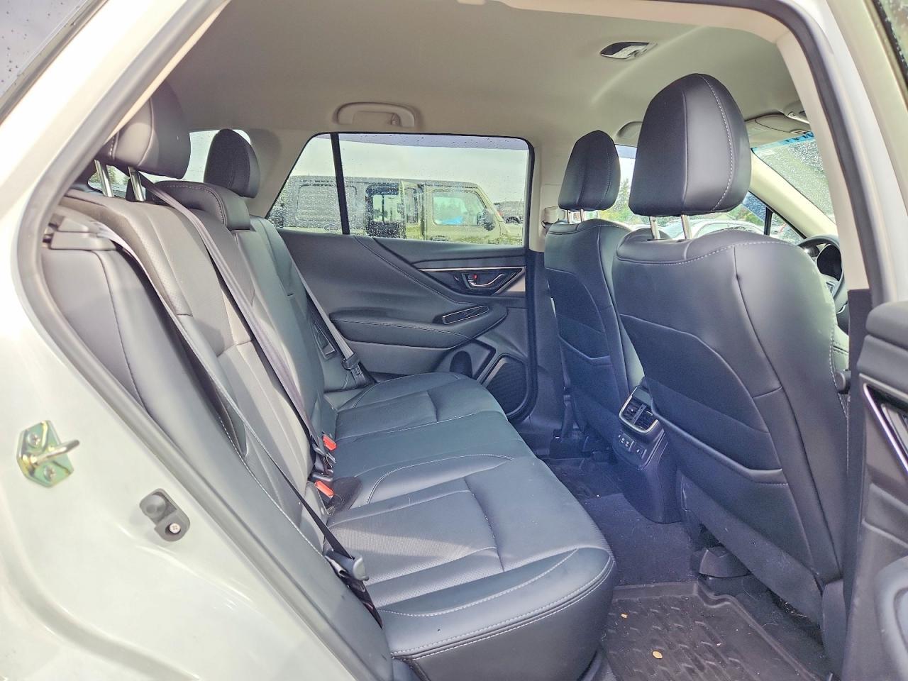 2020 Subaru Outback Limited - zdjęcie 11