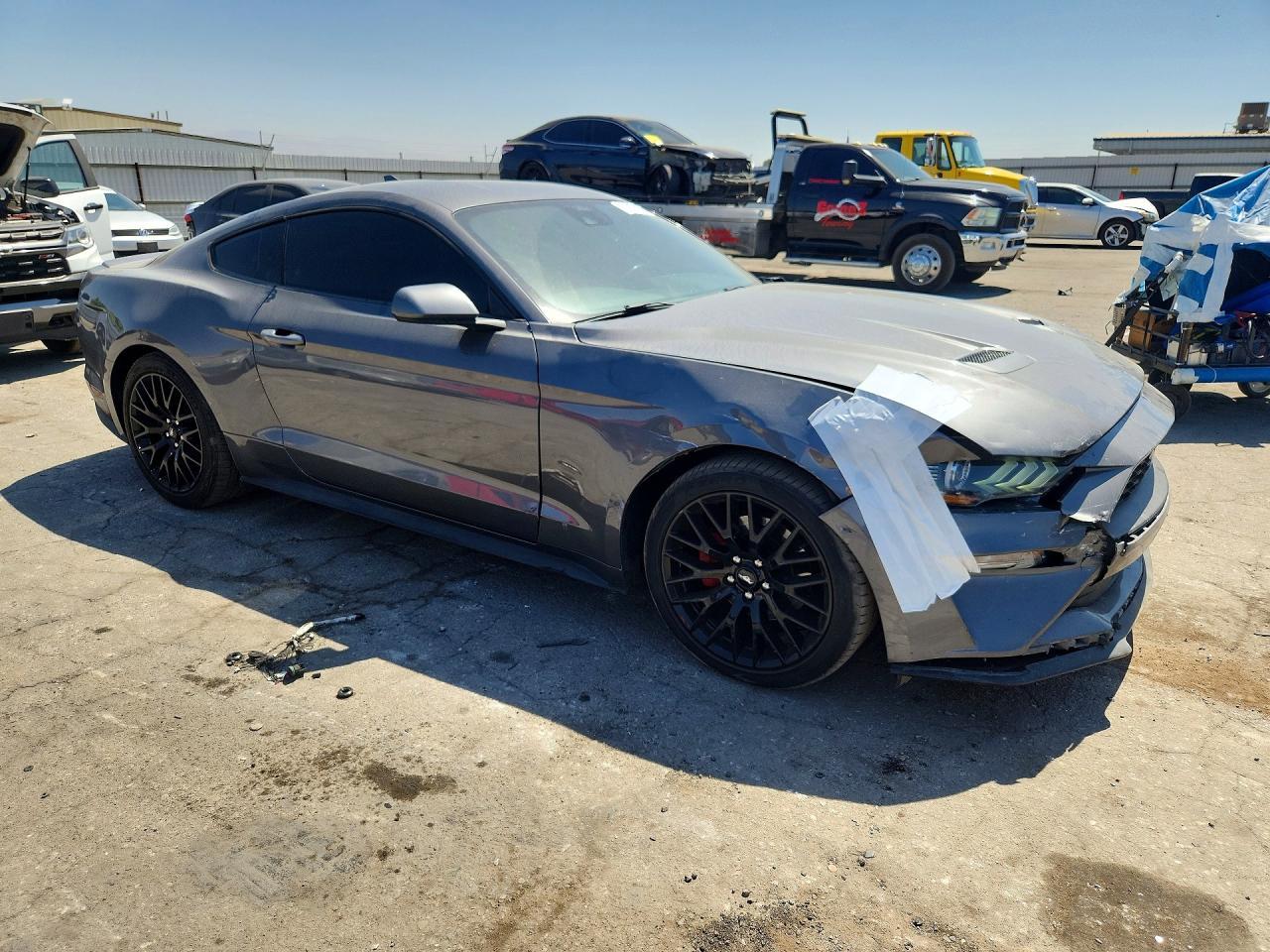 2023 Ford Mustang - zdjęcie 4